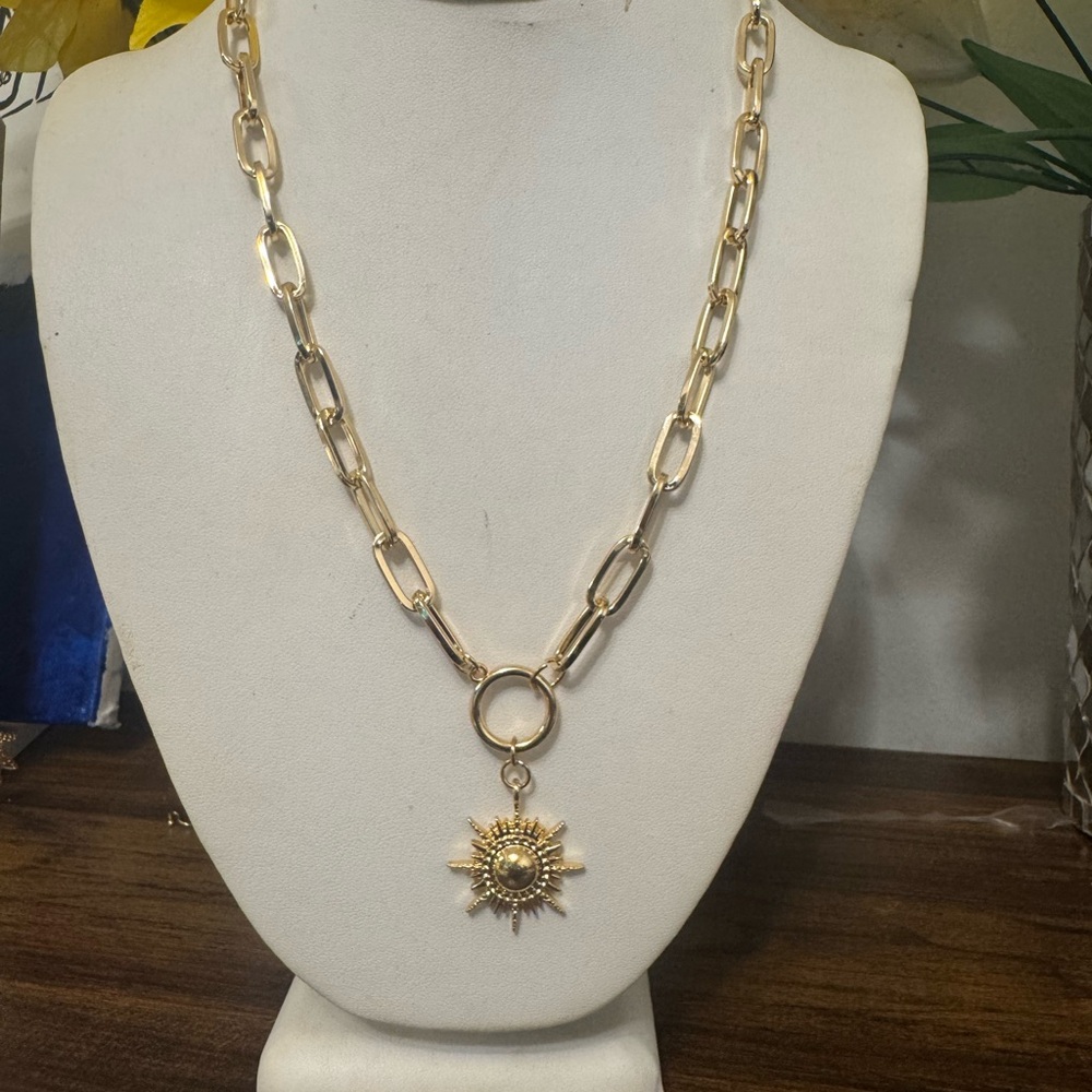 GLAMOUR DENKAYS FASHION NECKLACE